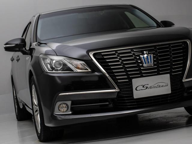 クラウンハイブリッド ロイヤルサルーン ブラックスタイル (特別仕様車)(純正17インチアルミホイール)(リヤコンフォートパッケージ)専用インテリア&エクステリア Bluetooth対応 レギュラーガソリン仕様 シートヒーター HDDマルチ バックカメラ(22枚目)