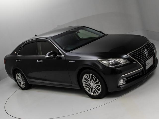 クラウンハイブリッド ロイヤルサルーン ブラックスタイル (特別仕様車)(純正17インチアルミホイール)(リヤコンフォートパッケージ)専用インテリア&エクステリア Bluetooth対応 レギュラーガソリン仕様 シートヒーター HDDマルチ バックカメラ(24枚目)