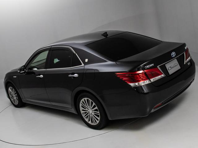 クラウンハイブリッド ロイヤルサルーン ブラックスタイル (特別仕様車)(純正17インチアルミホイール)(リヤコンフォートパッケージ)専用インテリア&エクステリア Bluetooth対応 レギュラーガソリン仕様 シートヒーター HDDマルチ バックカメラ(25枚目)