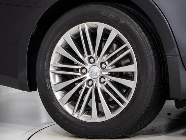 クラウンハイブリッド ロイヤルサルーン ブラックスタイル (特別仕様車)(純正17インチアルミホイール)(リヤコンフォートパッケージ)専用インテリア&エクステリア Bluetooth対応 レギュラーガソリン仕様 シートヒーター HDDマルチ バックカメラ(26枚目)
