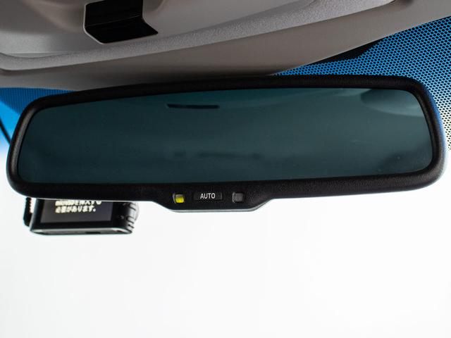 クラウンハイブリッド ロイヤルサルーン ブラックスタイル (特別仕様車)(純正17インチアルミホイール)(リヤコンフォートパッケージ)専用インテリア&エクステリア Bluetooth対応 レギュラーガソリン仕様 シートヒーター HDDマルチ バックカメラ(44枚目)