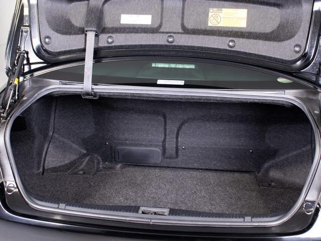 クラウンマジェスタ Fバージョン J-フロンティア 後期型(特別仕様車)(専用コンビレザーシート)(フルエアロ)(セーフティセンス)(衝突軽減ブレーキ)(踏み間違い防止機能)(車線逸脱抑制LDA) BSM レーダークルーズ イージークローザー(29枚目)