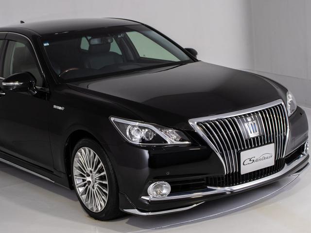 クラウンマジェスタ Fバージョン (禁煙車)(オプション18インチアルミ)(黒本革シート)(フルエアロ)衝突軽減ブレーキ 踏み間違い防止機能 BSM レーダークルーズ アダプティブハイビーム 点検整備記録簿5枚 Bluetooth対応(5枚目)