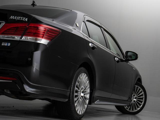 クラウンマジェスタ Fバージョン (禁煙車)(オプション18インチアルミ)(黒本革シート)(フルエアロ)衝突軽減ブレーキ 踏み間違い防止機能 BSM レーダークルーズ アダプティブハイビーム 点検整備記録簿5枚 Bluetooth対応(27枚目)