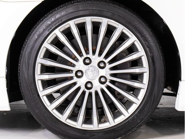 クラウンマジェスタ Fバージョン J-フロンティア 後期型(禁煙車)(プレミアムサウンド)(専用コンビレザーシート)(オプション18インチアルミ)(フルエアロ)(セーフティセンス)衝突軽減ブレーキ 踏み間違い防止 車線逸脱抑制LDA レーダークルーズ(8枚目)