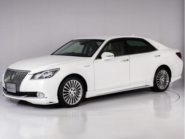 クラウンマジェスタ Fバージョン J-フロンティア 後期型(禁煙車)(プレミアムサウンド)(専用コンビレザーシート)(オプション18インチアルミ)(フルエアロ)(セーフティセンス)衝突軽減ブレーキ 踏み間違い防止 車線逸脱抑制LDA レーダークルーズ(18枚目)