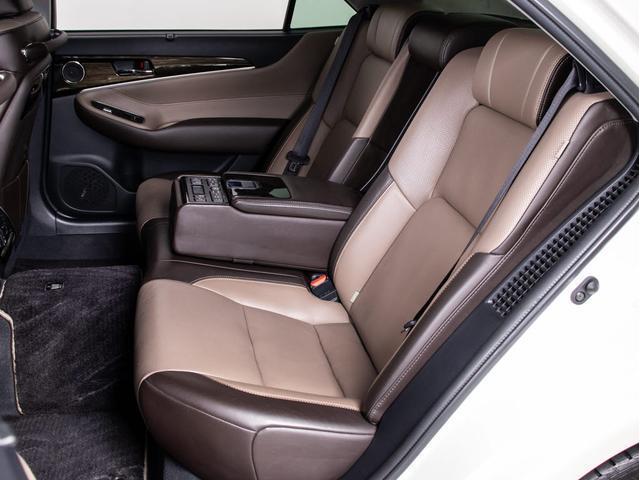 クラウンマジェスタ Fバージョン J-フロンティア 後期型(禁煙車)(プレミアムサウンド)(専用コンビレザーシート)(オプション18インチアルミ)(フルエアロ)(セーフティセンス)衝突軽減ブレーキ 踏み間違い防止 車線逸脱抑制LDA レーダークルーズ(37枚目)