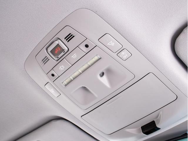 クラウンマジェスタ Fバージョン J-フロンティア 後期型(禁煙車)(プレミアムサウンド)(専用コンビレザーシート)(オプション18インチアルミ)(フルエアロ)(セーフティセンス)衝突軽減ブレーキ 踏み間違い防止 車線逸脱抑制LDA レーダークルーズ(52枚目)