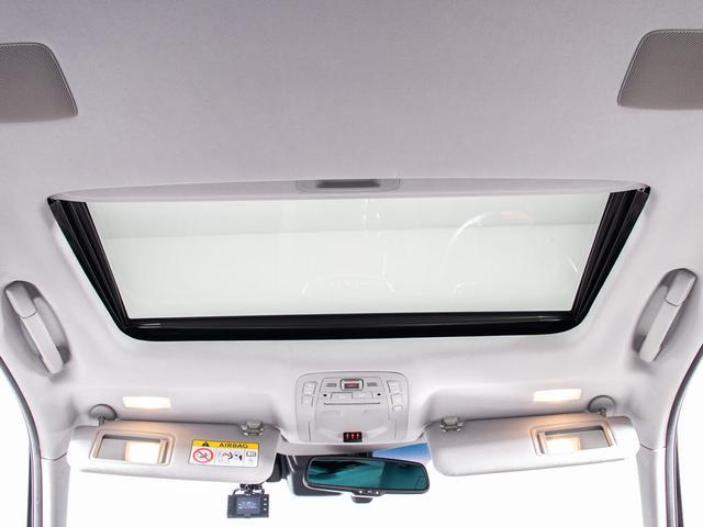 クラウンマジェスタ Fバージョン 後期/サンルーフ/プレミアムサウンド/黒革/パノラミックビューモニター/ブラインドスポットモニター/トヨタセーフティセンス/クリアランスソナー/プリクラッシュセーフティ/フルエアロ/オプション18AW(7枚目)