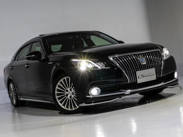 クラウンマジェスタ Fバージョン 後期/サンルーフ/プレミアムサウンド/黒革/パノラミックビューモニター/ブラインドスポットモニター/トヨタセーフティセンス/クリアランスソナー/プリクラッシュセーフティ/フルエアロ/オプション18AW(18枚目)