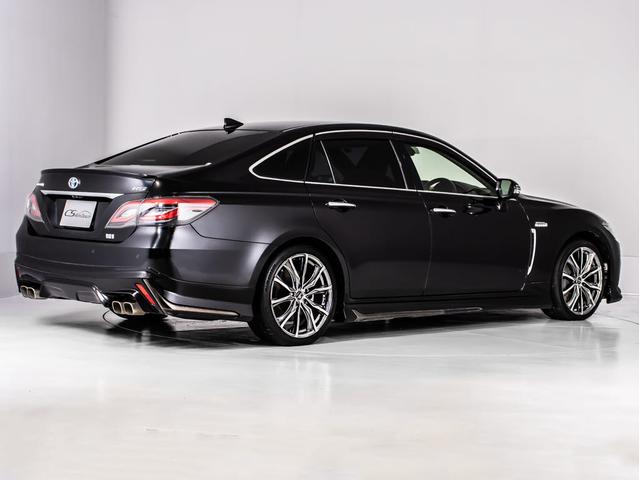 クラウンハイブリッド ＲＳアドバンス　後期型（モデリスタエアロ）（黒本革シート）（社外１９インチアルミ）（パノラミックビューモニター）（セーフティパッケージプラス）デジタルインナーミラー　車線逸脱抑制ＬＴＡ　衝突軽減ブレーキ　記録簿５枚（18枚目）