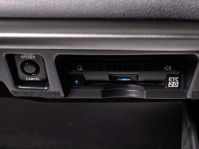 クラウンハイブリッド ＲＳアドバンス　後期型（モデリスタエアロ）（黒本革シート）（社外１９インチアルミ）（パノラミックビューモニター）（セーフティパッケージプラス）デジタルインナーミラー　車線逸脱抑制ＬＴＡ　衝突軽減ブレーキ　記録簿５枚（46枚目）