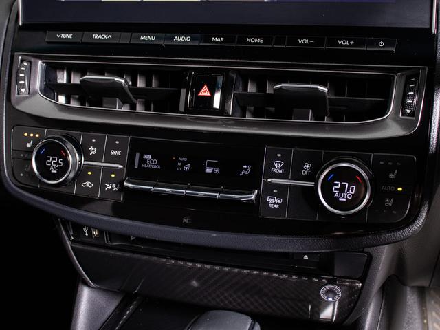 クラウンハイブリッド ＲＳアドバンス　後期型（モデリスタエアロ）（黒本革シート）（社外１９インチアルミ）（パノラミックビューモニター）（セーフティパッケージプラス）デジタルインナーミラー　車線逸脱抑制ＬＴＡ　衝突軽減ブレーキ　記録簿５枚（47枚目）