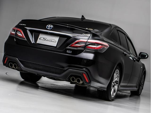 クラウンハイブリッド ＲＳアドバンス　（黒本革シート）（トヨタセーフティパッケージ）シーケンシャルウィンカー　衝突軽減ブレーキ　踏み間違い防止機能　レーダークルーズ　車線逸脱抑制ＬＴＡ　ヘッドアップディスプレイ　４本出しマフラー　ＳＤナビ（23枚目）