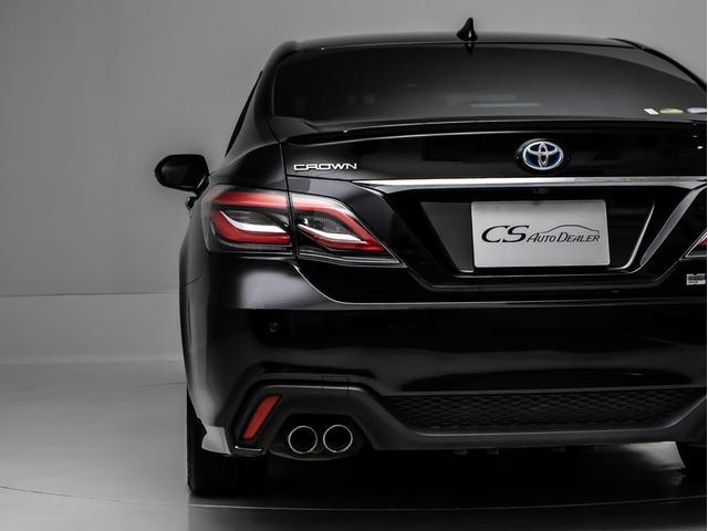 クラウンハイブリッド ＲＳアドバンス　（黒本革シート）（トヨタセーフティパッケージ）シーケンシャルウィンカー　衝突軽減ブレーキ　踏み間違い防止機能　レーダークルーズ　車線逸脱抑制ＬＴＡ　ヘッドアップディスプレイ　４本出しマフラー　ＳＤナビ（25枚目）