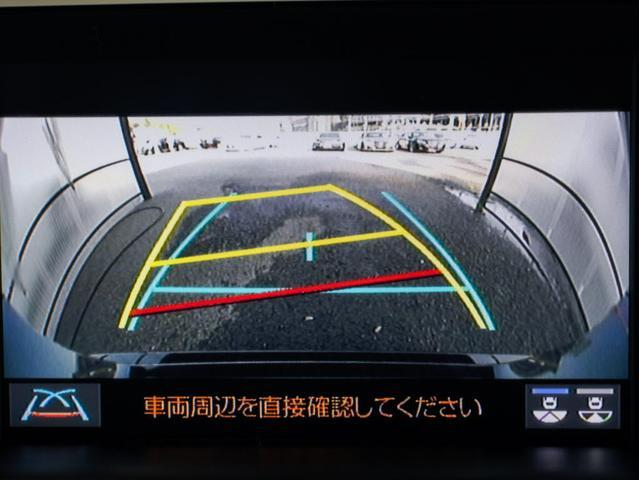 クラウンハイブリッド ＲＳアドバンス　（黒本革シート）（トヨタセーフティパッケージ）シーケンシャルウィンカー　衝突軽減ブレーキ　踏み間違い防止機能　レーダークルーズ　車線逸脱抑制ＬＴＡ　ヘッドアップディスプレイ　４本出しマフラー　ＳＤナビ（45枚目）