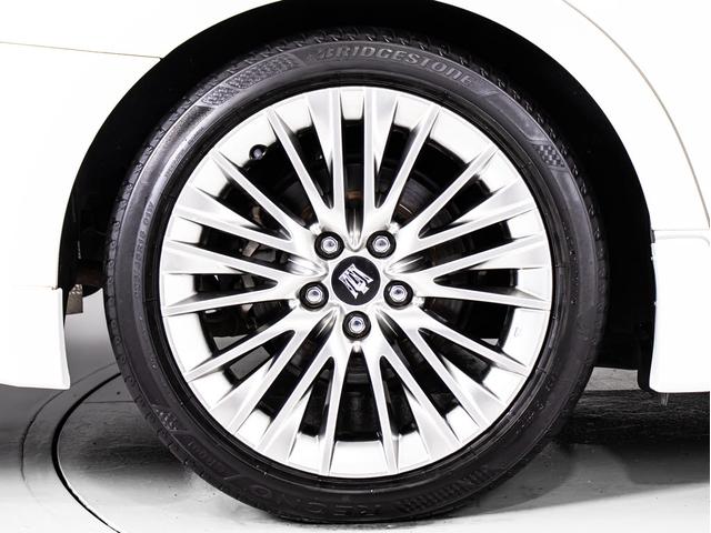 クラウンハイブリッド アスリートＳ　（黒本革シート）（フルエアロ）（２２０Ｇエグゼクティブ用１８インチアルミ）ＨＤＤナビ　シートヒーター　Ｂｌｕｅｔｏｏｔｈ対応　レギュラーガソリン仕様　バックカメラ　クルーズコントロール　エアシート（6枚目）