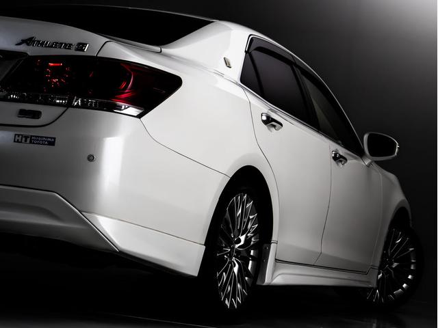 クラウンハイブリッド アスリートＳ　（黒本革シート）（フルエアロ）（２２０Ｇエグゼクティブ用１８インチアルミ）ＨＤＤナビ　シートヒーター　Ｂｌｕｅｔｏｏｔｈ対応　レギュラーガソリン仕様　バックカメラ　クルーズコントロール　エアシート（22枚目）