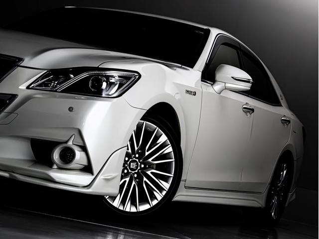 クラウンハイブリッド アスリートＳ　（黒本革シート）（フルエアロ）（２２０Ｇエグゼクティブ用１８インチアルミ）ＨＤＤナビ　シートヒーター　Ｂｌｕｅｔｏｏｔｈ対応　レギュラーガソリン仕様　バックカメラ　クルーズコントロール　エアシート（25枚目）