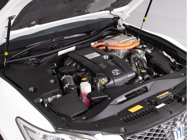 クラウンハイブリッド アスリートＳ　（黒本革シート）（フルエアロ）（２２０Ｇエグゼクティブ用１８インチアルミ）ＨＤＤナビ　シートヒーター　Ｂｌｕｅｔｏｏｔｈ対応　レギュラーガソリン仕様　バックカメラ　クルーズコントロール　エアシート（28枚目）