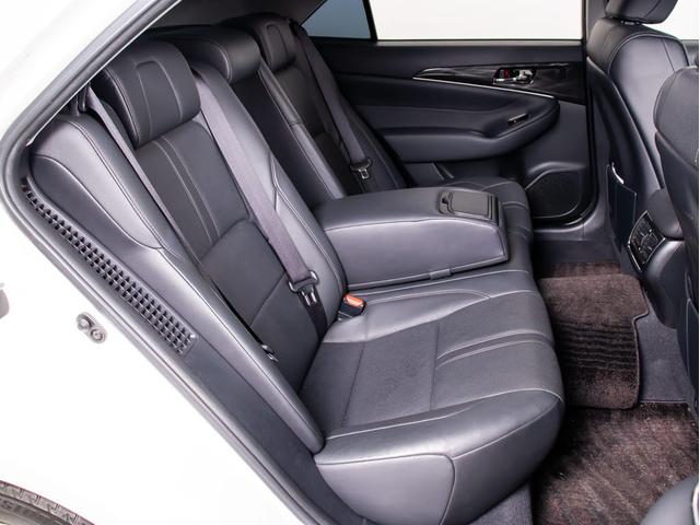 クラウンハイブリッド アスリートＳ　（黒本革シート）（フルエアロ）（２２０Ｇエグゼクティブ用１８インチアルミ）ＨＤＤナビ　シートヒーター　Ｂｌｕｅｔｏｏｔｈ対応　レギュラーガソリン仕様　バックカメラ　クルーズコントロール　エアシート（34枚目）