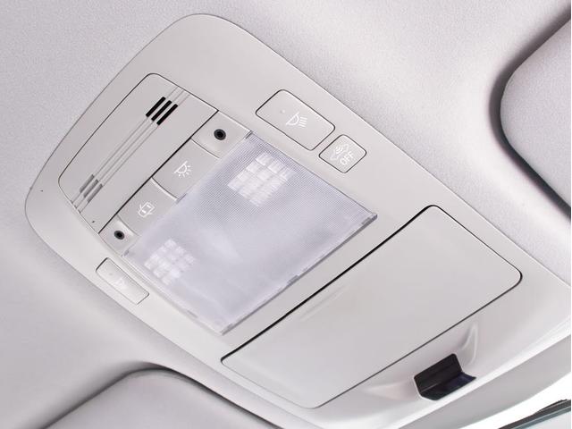 クラウンハイブリッド アスリートＳ　（黒本革シート）（フルエアロ）（２２０Ｇエグゼクティブ用１８インチアルミ）ＨＤＤナビ　シートヒーター　Ｂｌｕｅｔｏｏｔｈ対応　レギュラーガソリン仕様　バックカメラ　クルーズコントロール　エアシート（41枚目）