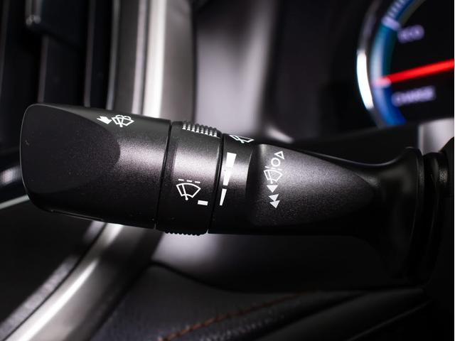 クラウンハイブリッド アスリートＳ　（黒本革シート）（フルエアロ）（２２０Ｇエグゼクティブ用１８インチアルミ）ＨＤＤナビ　シートヒーター　Ｂｌｕｅｔｏｏｔｈ対応　レギュラーガソリン仕様　バックカメラ　クルーズコントロール　エアシート（44枚目）