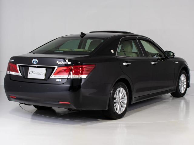 クラウンハイブリッド ロイヤルサルーンＧ　後期型（サンルーフ）（フラクセン本革シート）（クリアランスソナー）ＢＳＭ　シートメモリー　アダプティブハイビーム　エアシート　シート＆ステアリングヒーター　レザーシートＰＫＧ　イージークローザー（17枚目）