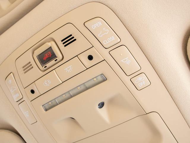 クラウンハイブリッド ロイヤルサルーンＧ　後期型（サンルーフ）（フラクセン本革シート）（クリアランスソナー）ＢＳＭ　シートメモリー　アダプティブハイビーム　エアシート　シート＆ステアリングヒーター　レザーシートＰＫＧ　イージークローザー（51枚目）