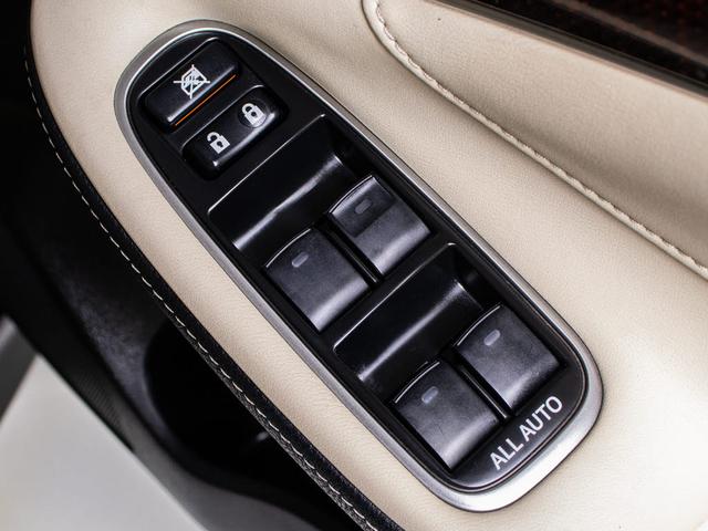 クラウンハイブリッド ロイヤルサルーンＧ　後期型（サンルーフ）（フラクセン本革シート）（クリアランスソナー）ＢＳＭ　シートメモリー　アダプティブハイビーム　エアシート　シート＆ステアリングヒーター　レザーシートＰＫＧ　イージークローザー（52枚目）