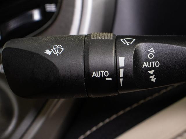 クラウンハイブリッド ロイヤルサルーンＧ　後期型（サンルーフ）（フラクセン本革シート）（クリアランスソナー）ＢＳＭ　シートメモリー　アダプティブハイビーム　エアシート　シート＆ステアリングヒーター　レザーシートＰＫＧ　イージークローザー（53枚目）