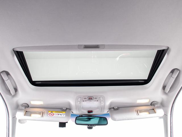 クラウンマジェスタ Fバージョン (禁煙車)(ワンオーナー)(サンルーフ)(黒本革シート)(オプション18インチアルミ)(パノラミックビューモニター)(点検記録簿15枚)衝突軽減ブレーキ 踏み間違い防止機能 BSM Bluetooth(5枚目)