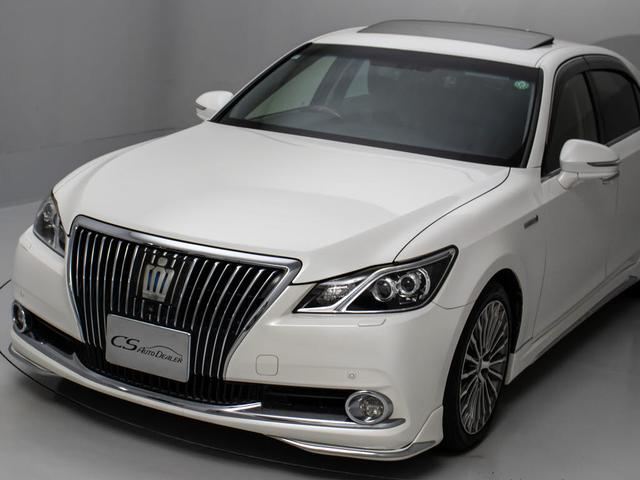 クラウンマジェスタ Fバージョン (禁煙車)(ワンオーナー)(サンルーフ)(黒本革シート)(オプション18インチアルミ)(パノラミックビューモニター)(点検記録簿15枚)衝突軽減ブレーキ 踏み間違い防止機能 BSM Bluetooth(32枚目)