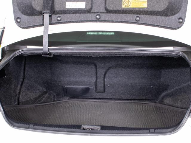 クラウンマジェスタ Fバージョン (禁煙車)(ワンオーナー)(サンルーフ)(黒本革シート)(オプション18インチアルミ)(パノラミックビューモニター)(点検記録簿15枚)衝突軽減ブレーキ 踏み間違い防止機能 BSM Bluetooth(36枚目)