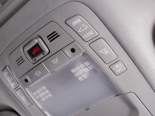 クラウンマジェスタ Fバージョン (禁煙車)(ワンオーナー)(サンルーフ)(黒本革シート)(オプション18インチアルミ)(パノラミックビューモニター)(点検記録簿15枚)衝突軽減ブレーキ 踏み間違い防止機能 BSM Bluetooth(51枚目)