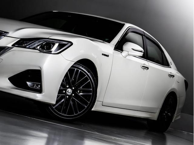 クラウンハイブリッド アスリートＳ　Ｊ－フロンティア　後期型（禁煙車）（純正１８インチアルミ）（専用ハーフレザー）（セーフティセンス）衝突軽減ブレーキ　踏み間違い防止機能　車線逸脱抑制ＬＤＡ　レーダークルーズ　オートマチックハイビーム　専用内外装（20枚目）