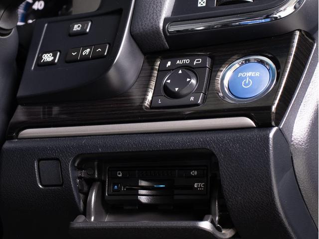 クラウンハイブリッド アスリートＳ　Ｊ－フロンティア　後期型（禁煙車）（ワンオーナー）（スパッタリング１８インチアルミ）（特別仕様車）（セーフティセンス）（点検記録簿１３枚）（フルエアロ）衝突軽減ブレーキ　車線逸脱抑制ＬＤＡ　レーダークルーズ　ＳＤマルチ（42枚目）