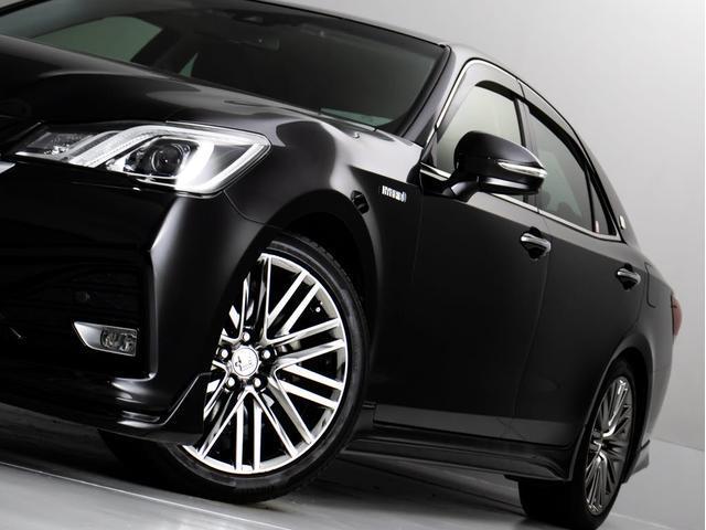 クラウンハイブリッド アスリートＳ　後期型（黒本革シート）（オプション１８インチアルミ）（フルエアロ）（トヨタセーフティセンス）衝突軽減ブレーキ　踏み間違い防止機能　車線逸脱抑制ＬＤＡ　レーダークルーズ　オートマチックハイビーム（23枚目）