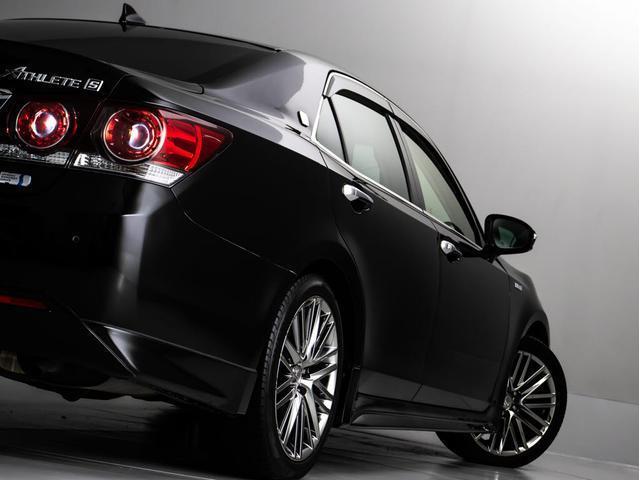 クラウンハイブリッド アスリートＳ　後期型（黒本革シート）（オプション１８インチアルミ）（フルエアロ）（トヨタセーフティセンス）衝突軽減ブレーキ　踏み間違い防止機能　車線逸脱抑制ＬＤＡ　レーダークルーズ　オートマチックハイビーム（24枚目）