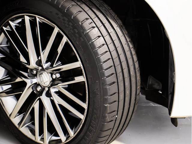 クラウンハイブリッド アスリートＳ　（黒本革シート）（オプション１８インチアルミ）（点検記録簿１４枚）エアシート　シートヒーター　ステアリングヒーター　Ｂｌｕｔｏｏｔｈ対応　レギュラーガソリン仕様　ＬＥＤライト　スパッタリングアルミ（6枚目）