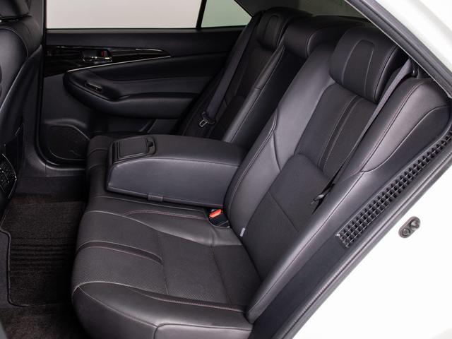 クラウンハイブリッド アスリートＳ　（黒本革シート）（オプション１８インチアルミ）（点検記録簿１４枚）エアシート　シートヒーター　ステアリングヒーター　Ｂｌｕｔｏｏｔｈ対応　レギュラーガソリン仕様　ＬＥＤライト　スパッタリングアルミ（7枚目）