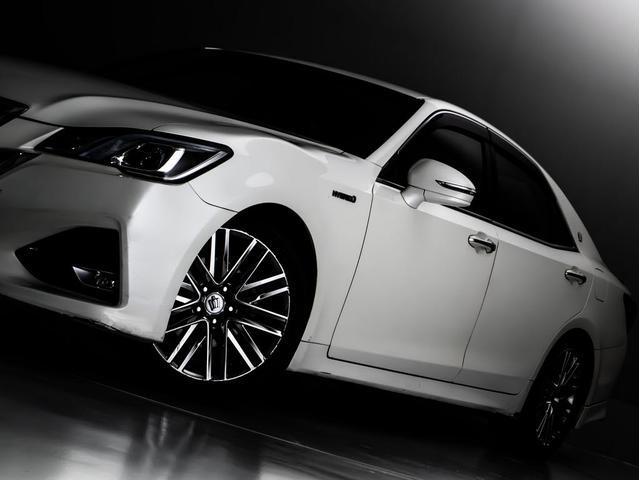 クラウンハイブリッド アスリートＳ　（黒本革シート）（オプション１８インチアルミ）（点検記録簿１４枚）エアシート　シートヒーター　ステアリングヒーター　Ｂｌｕｔｏｏｔｈ対応　レギュラーガソリン仕様　ＬＥＤライト　スパッタリングアルミ（20枚目）