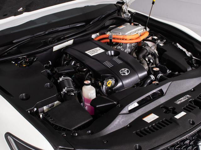 クラウンハイブリッド アスリートＳ　（黒本革シート）（オプション１８インチアルミ）（点検記録簿１４枚）エアシート　シートヒーター　ステアリングヒーター　Ｂｌｕｔｏｏｔｈ対応　レギュラーガソリン仕様　ＬＥＤライト　スパッタリングアルミ（26枚目）