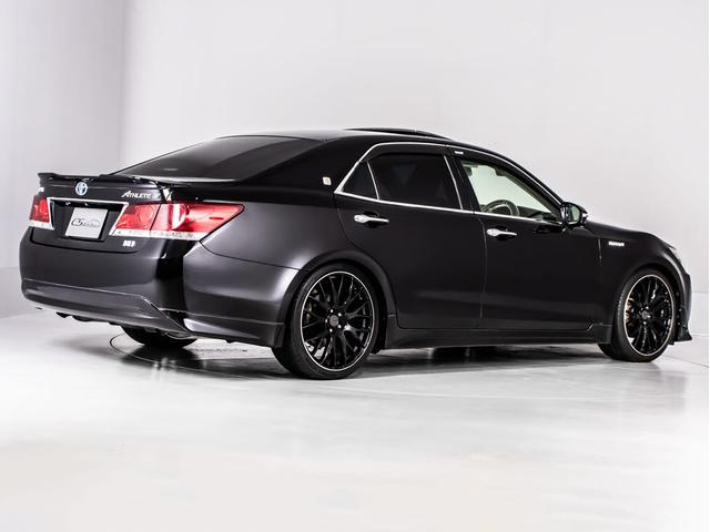 クラウンハイブリッド アスリートＳ　（サンルーフ）（黒本革シート）（ＲＡＹＳ２０インチアルミ）（フルエアロ）シート＆ステアリングヒーター　Ｂｌｕｔｏｏｔｈ対応　レギュラーガソリン仕様　ＨＤＤマルチナビ　カラーバックカメラ　パワーシート（9枚目）