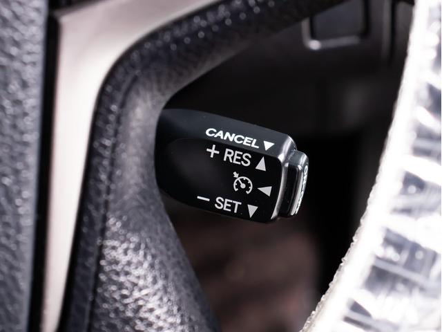 クラウンハイブリッド アスリートＳ　（サンルーフ）（黒本革シート）（ＲＡＹＳ２０インチアルミ）（フルエアロ）シート＆ステアリングヒーター　Ｂｌｕｔｏｏｔｈ対応　レギュラーガソリン仕様　ＨＤＤマルチナビ　カラーバックカメラ　パワーシート（34枚目）