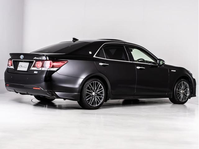 クラウンハイブリッド アスリートＳ　Ｊ－フロンティアリミテッド　後期型（特別仕様車）（サンルーフ）（黒本革シート）（オプション１８インチアルミ）（トヨタセーフティセンス）衝突軽減ブレーキ　踏み間違い防止機能　レーダークルーズ　車線逸脱抑制ＬＤＡ　エアシート（17枚目）