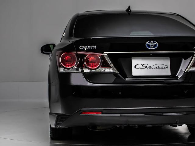 クラウンハイブリッド アスリートＳ　Ｊ－フロンティアリミテッド　後期型（特別仕様車）（サンルーフ）（黒本革シート）（オプション１８インチアルミ）（トヨタセーフティセンス）衝突軽減ブレーキ　踏み間違い防止機能　レーダークルーズ　車線逸脱抑制ＬＤＡ　エアシート（27枚目）