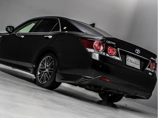 クラウンハイブリッド アスリートＳ　Ｊ－フロンティアリミテッド　後期型（特別仕様車）（サンルーフ）（黒本革シート）（オプション１８インチアルミ）（トヨタセーフティセンス）衝突軽減ブレーキ　踏み間違い防止機能　レーダークルーズ　車線逸脱抑制ＬＤＡ　エアシート（29枚目）