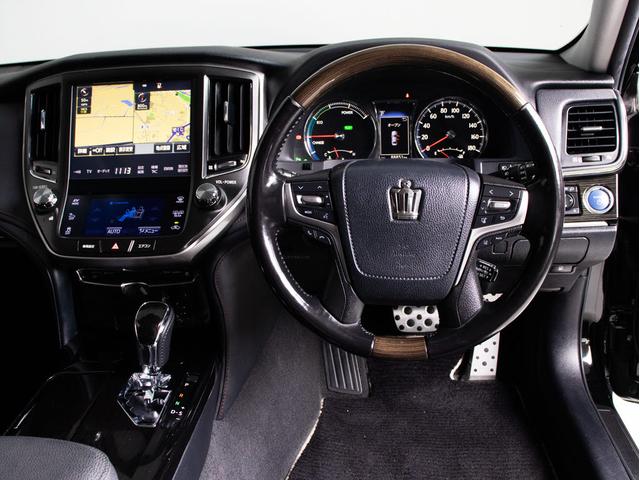 クラウンハイブリッド アスリートＳ　Ｊ－フロンティアリミテッド　後期型（特別仕様車）（サンルーフ）（黒本革シート）（オプション１８インチアルミ）（トヨタセーフティセンス）衝突軽減ブレーキ　踏み間違い防止機能　レーダークルーズ　車線逸脱抑制ＬＤＡ　エアシート（33枚目）