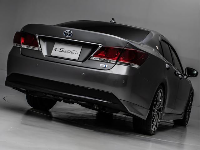 クラウンハイブリッド アスリートＳ　オートサロン出展モデル「プレシャスメタルカスタム」（禁煙車）（サンルーフ）（プレミアムサウンド）パノラミックビュー（黒本革シート）（衝突軽減ブレーキ）（踏み間違い防止機能）車高調（２０インチアルミ）（21枚目）